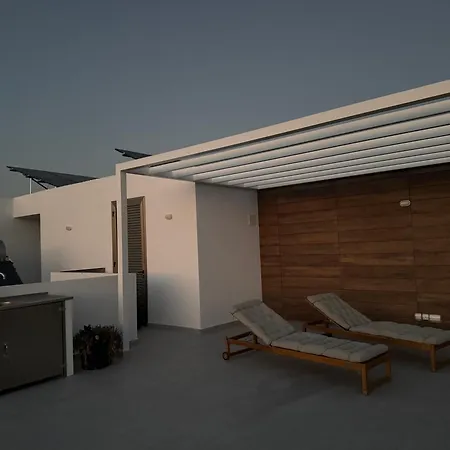 Brandnew Rooftop Flat Near Mall * Ларнака