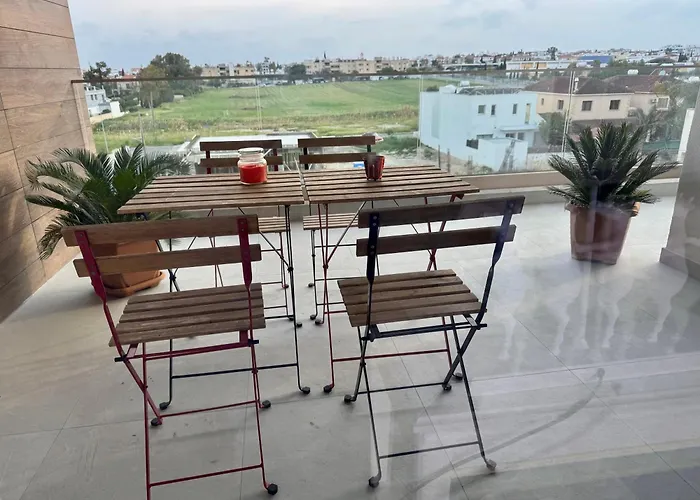 Brandnew Rooftop Flat Near Mall Larnaca
