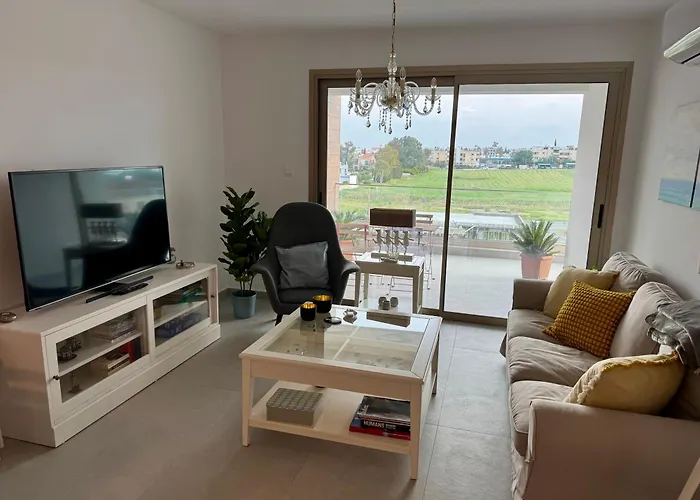 Brandnew Rooftop Flat Near Mall Larnaka