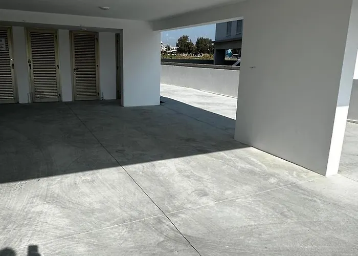 Brandnew Rooftop Flat Near Mall Apartment