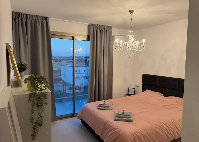 Apartment Brandnew Rooftop Flat Near Mall